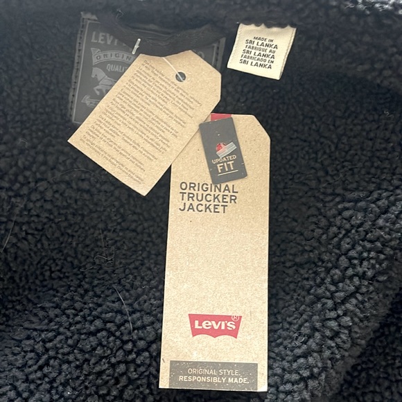 Levi’s Original Sherpa Trucker Jacket Updated Fit XL in Black - Picture 6 of 7